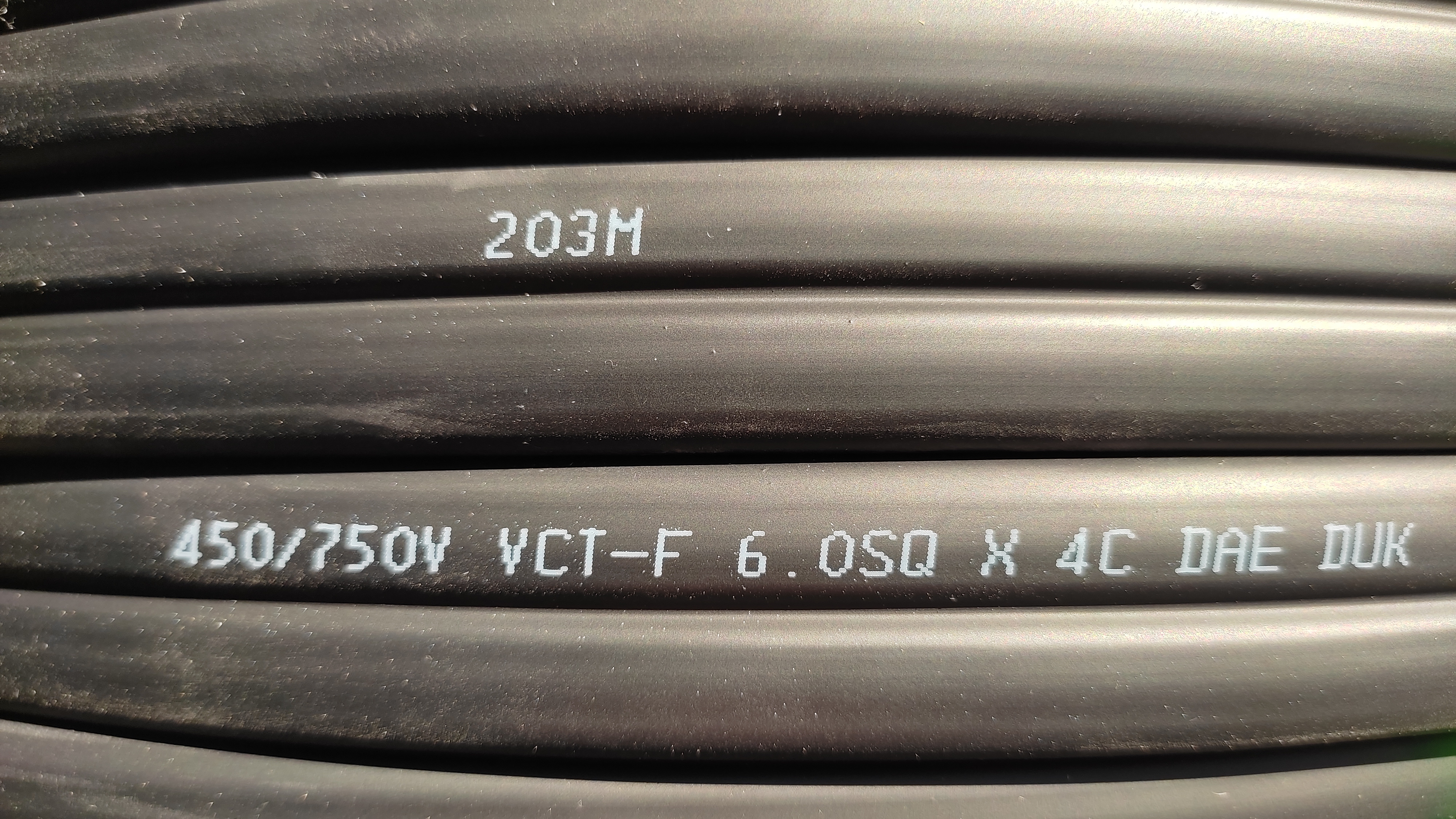 VCT-F6x4C_5.jpg