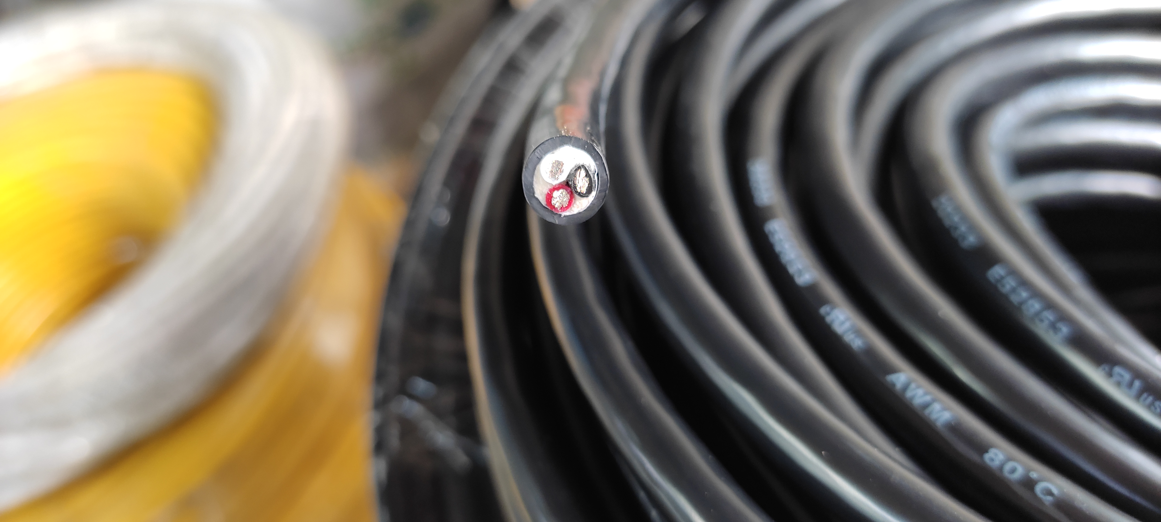 Roireu_3Cx16AWG_5.jpg