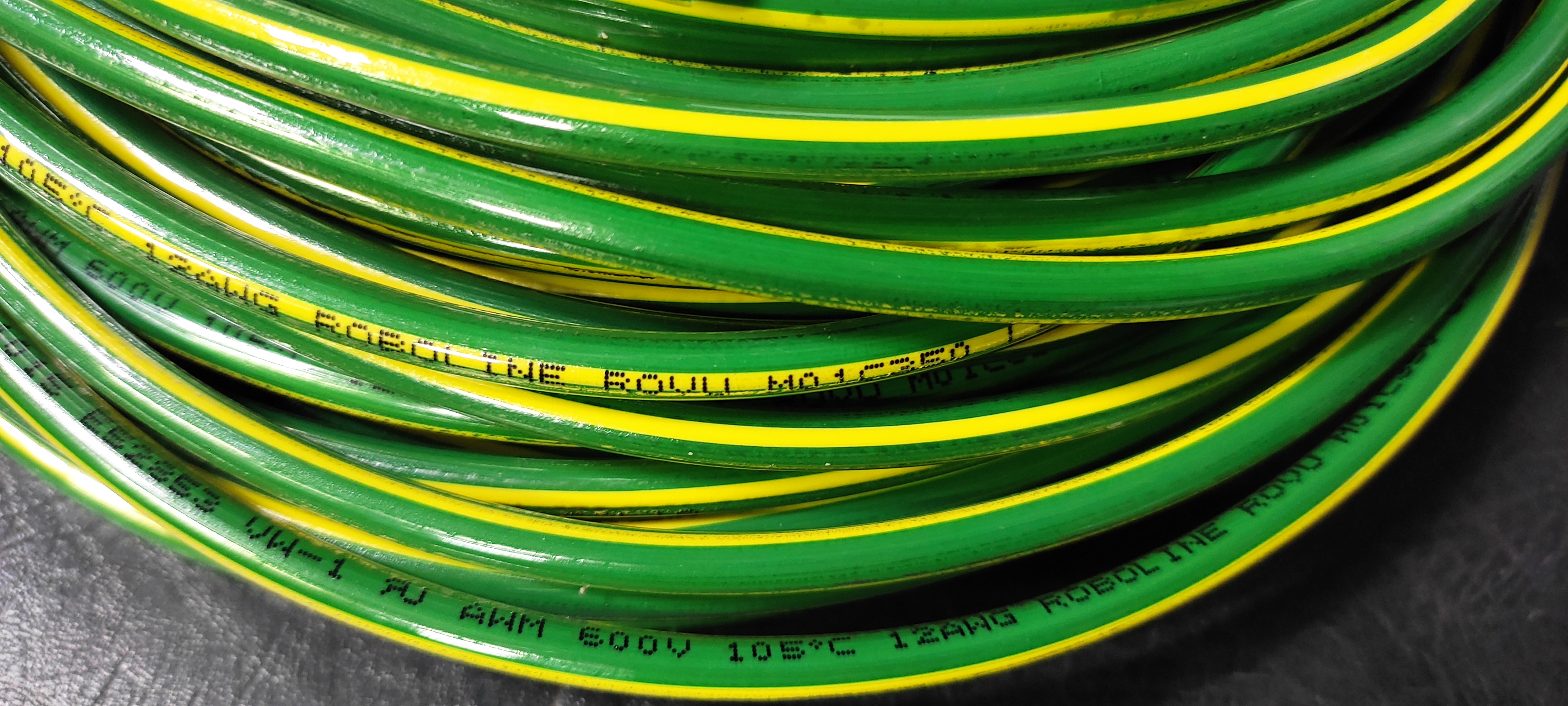 ROVU_Earth_12AWG_6.jpg