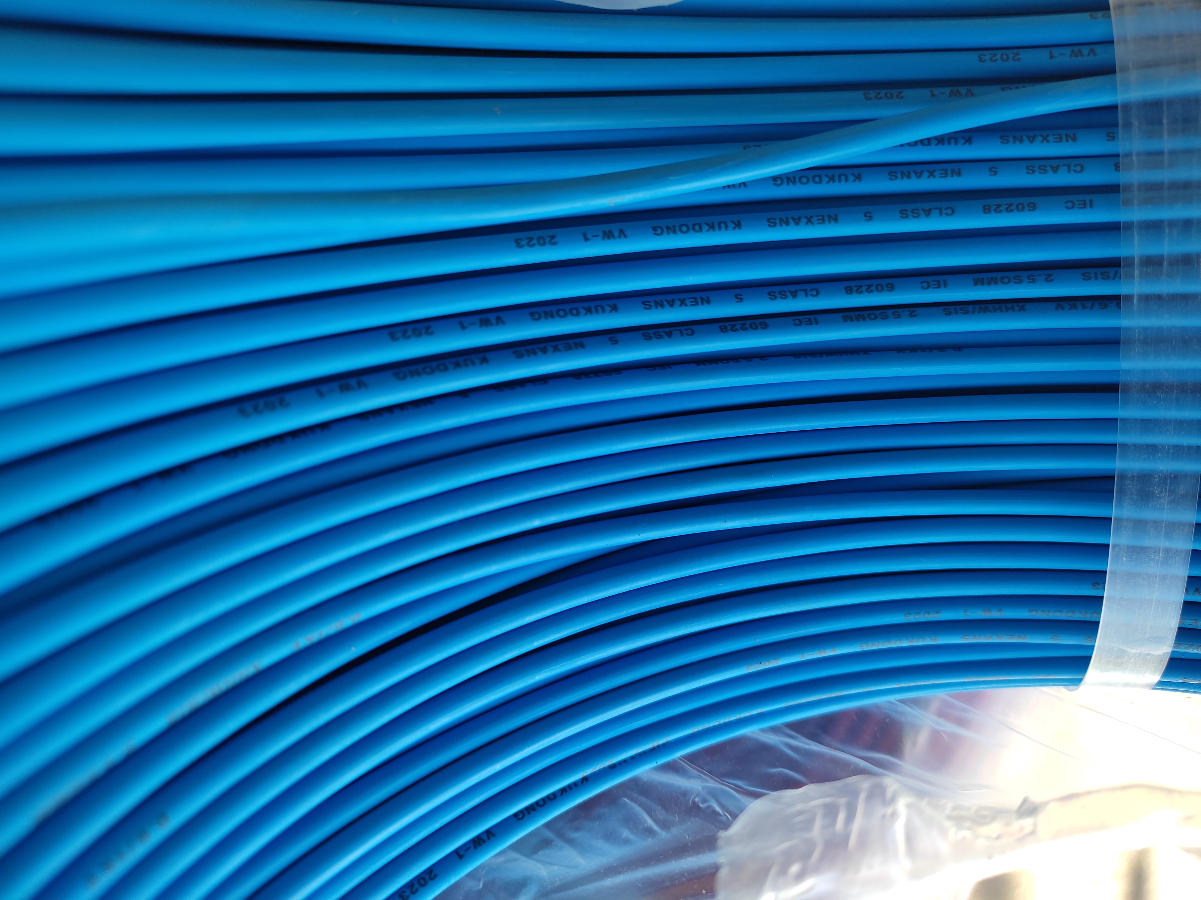XHHWSiS_2.5SQ_blue_8.jpg