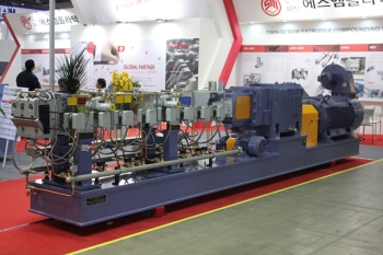 트윈스크류압출기의 성능과 가격, 어느 하나 놓칠 수 없다면?