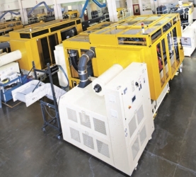 고 정밀 제어 기술이 사출성형기의 원료 소비를 감소시키다