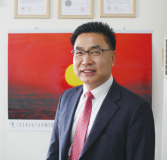 수직사출기의 선진화에 앞장서는 ‘흥화기계공업(주)’