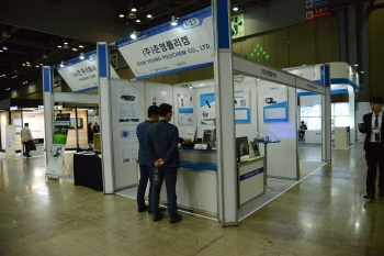 LED & OLED EXPO 2018] (주)준영폴리켐, LED 장비 솔루션 및 접착제와 관련 케미칼 공급업체