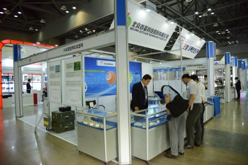 [LED & OLED EXPO 2018] (주)포엠일렉트로옵틱, 다층박막 코팅설비 판매전문