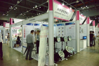 [LED & OLED EXPO 2018] (주)두영티앤에스, 친환경 제품개발생산업체
