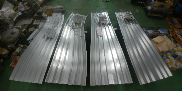 LINEAR FEEDER