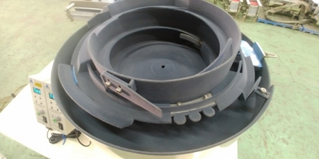 BOWL FEEDER
