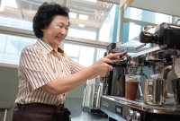 ‘카페 休:휴’ 통해 지역사회 일자리 창출