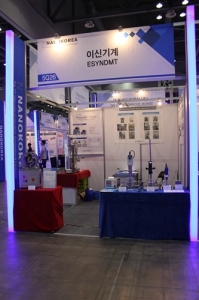 [나노코리아 2019] 이신기계, 분석기와 혼합기로 고객을 사로잡다