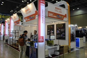 [2019 금속산업대전] 토탈레이저, 소형 마킹기 선보여 이목을 집중시키다
