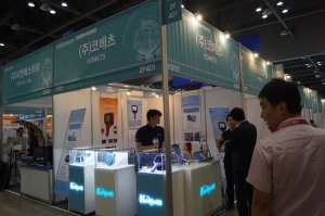 [2019 안전산업박람회] (주)코메츠, 정밀한 탐지기로 신속한 측정을 실시하다