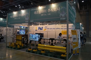 [2019 안전산업박람회] 에스알아이(주), 피엔에프의 스윙텍터로 안전을 극대화하다