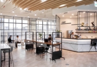 코로나 시대 필수 아이템 ‘비말 안심 칸막이’