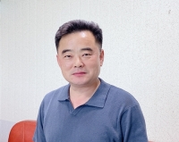[인터뷰] 한성로보텍(주) “국내 사출 공장에 가장 적합한 취출로봇 만들 것!”