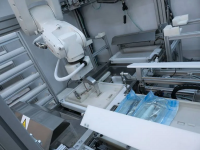 쿠카(KUKA), 로봇 기반 의료 장비 소독 자동화 시스템 구현