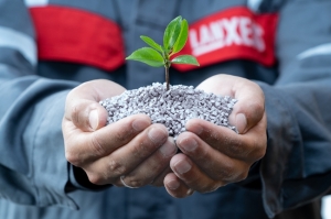 랑세스, 메자몰 가소제를 저탄소 제품으로 100% 전환