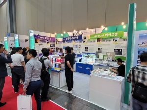 [K-BATTERY SHOW 2023] (주)수에코신소재, 전기차 배터리 화재 발생율 지연하는 소재 전시