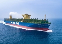Daewoo Shipbuilding & Marine Engineering Co. completed delivery of 7 large container ships to HMM.