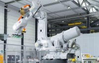 ABB Robotics, 대형 산업용 로봇과 헤비 듀티 AMR 출시