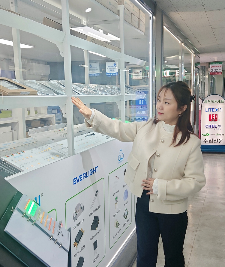 [인터뷰] 확장 이전으로 도약 준비 마친 SMD LED 칩 전문 샤인라이트