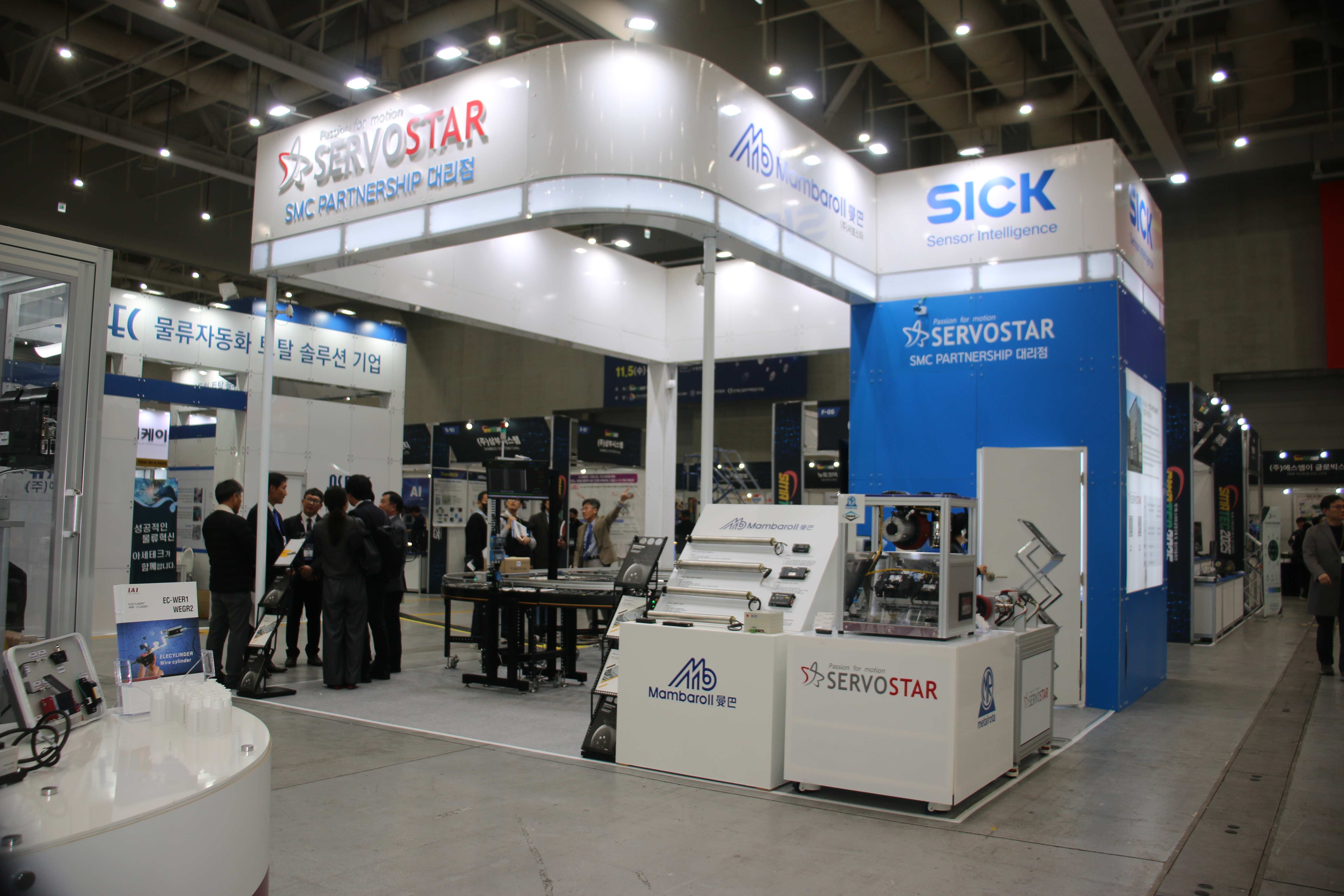 서보스타, 맘바롤 경량 컨베이어 시스템과 씨크의 첨단 센서로 꾸며진 토탈 컨베이어 시스템으로 부스 ‘북적’