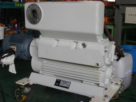 ley-bold vacuum E-250