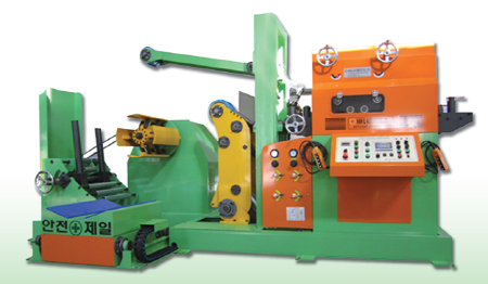 N.C LEVELLER FEEDERS