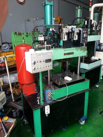 기성 부스터프레스 10톤