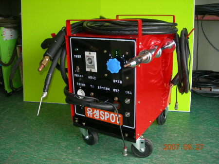 자동차판금용 SPOT용접기