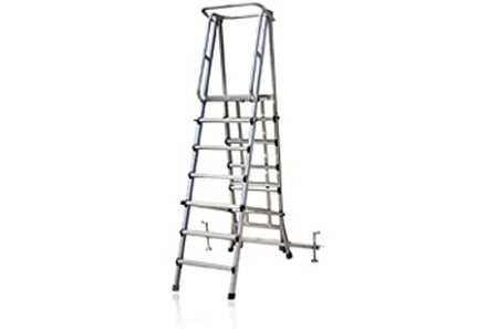 안전발판 사다리