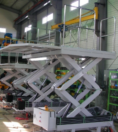 고정식테이블리프터