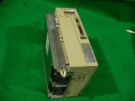 6003 / 야스가와 서보팩/ 드라이버. SGDH-20AE. 2.0KW.220V.상태좋음