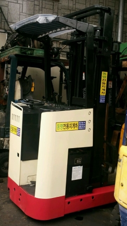 전동지게차