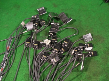 51557/ 오므론 근접 센스 거치대