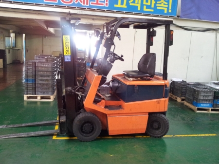 전동지게차
