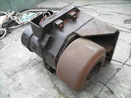 67484/ 전동식 DC24V베터리지게차발통 우레탄 발통