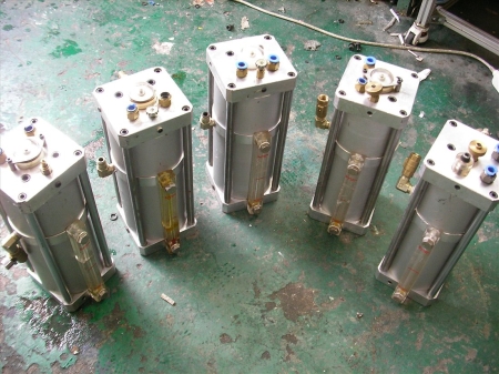 1386/윤활 유블리기