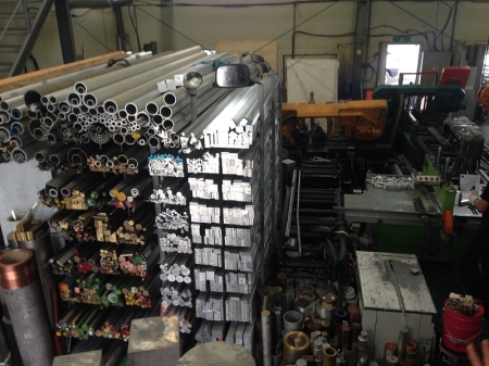 알루미늄 비철금속