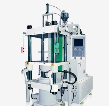 수직 사출성형기