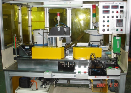 ASSEMBLY M/C