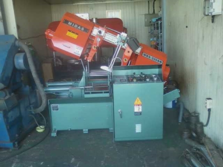 Band Sawing M/C