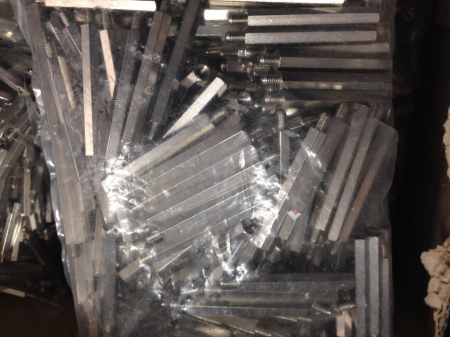 육각지지대볼트 중앙볼트 청주볼트