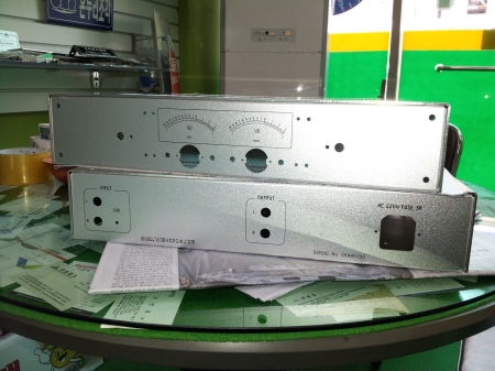 진공관 앰프 케이스