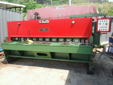 제조사 국도기계 유압절단기 10자 4.5T 2007년식