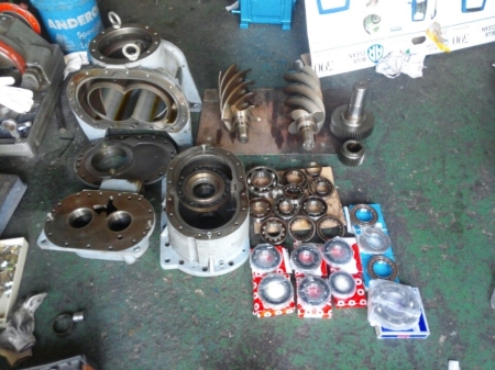 스크류콤프레샤 오버홀작업 수리, 한신콤프레샤, 타사 모든제품 콤프렛서 오버홀 가능, 가격협의, 대전충남