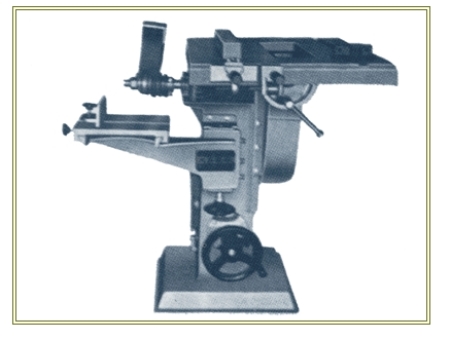 고속둥근톱기계
