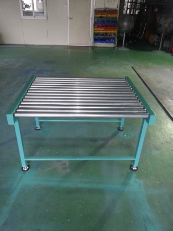 ROLLER CONVEYOR