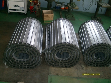 APRON CHAIN