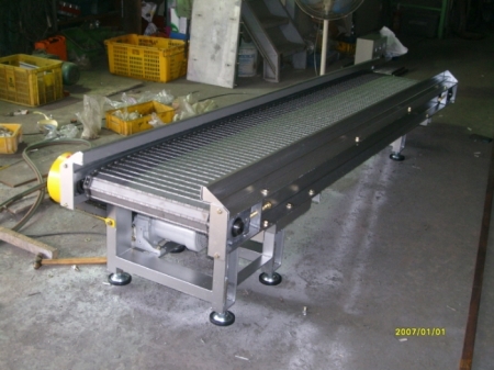 CHAIN CONVEYOR